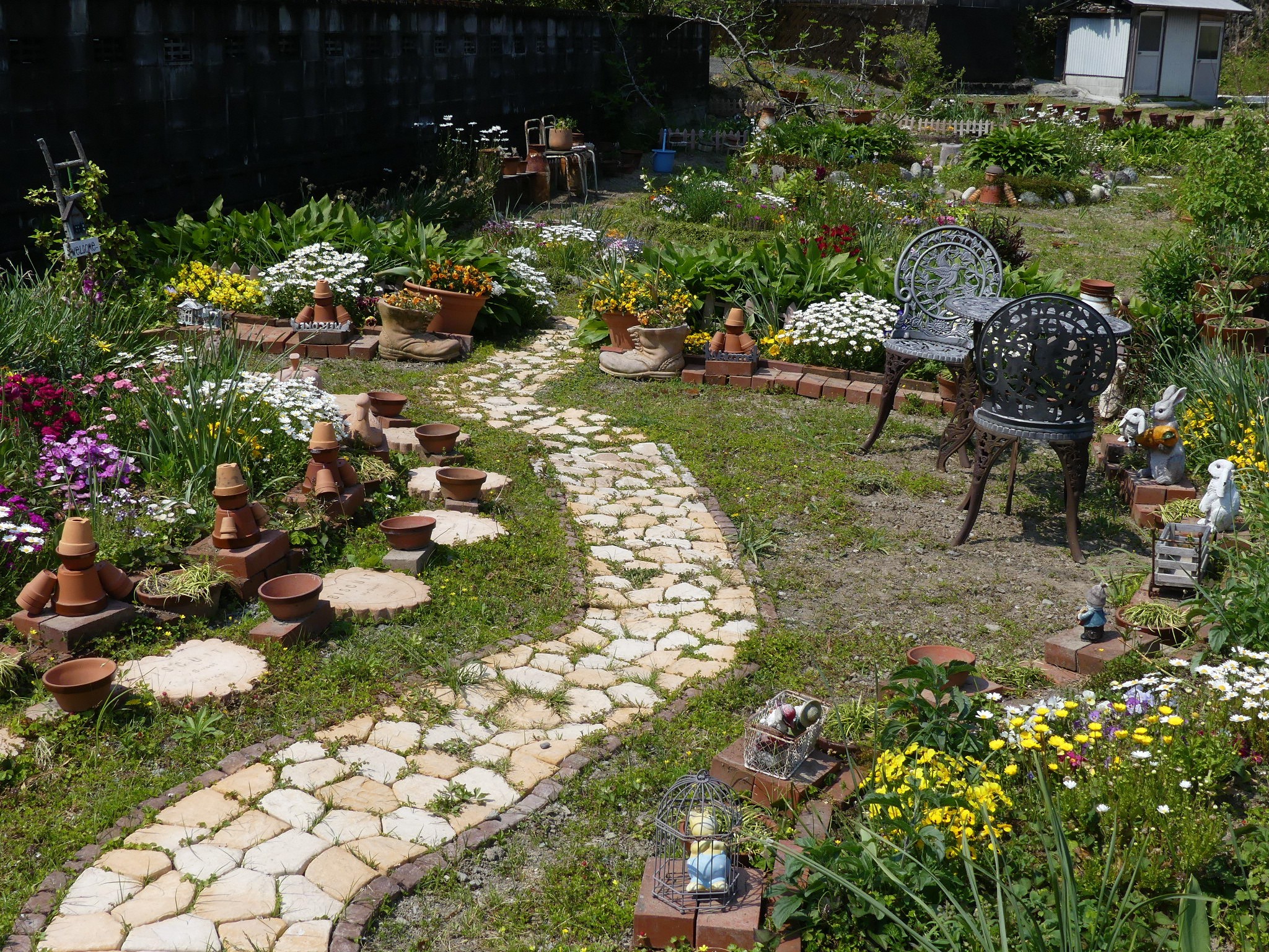 田村里和さんのお庭